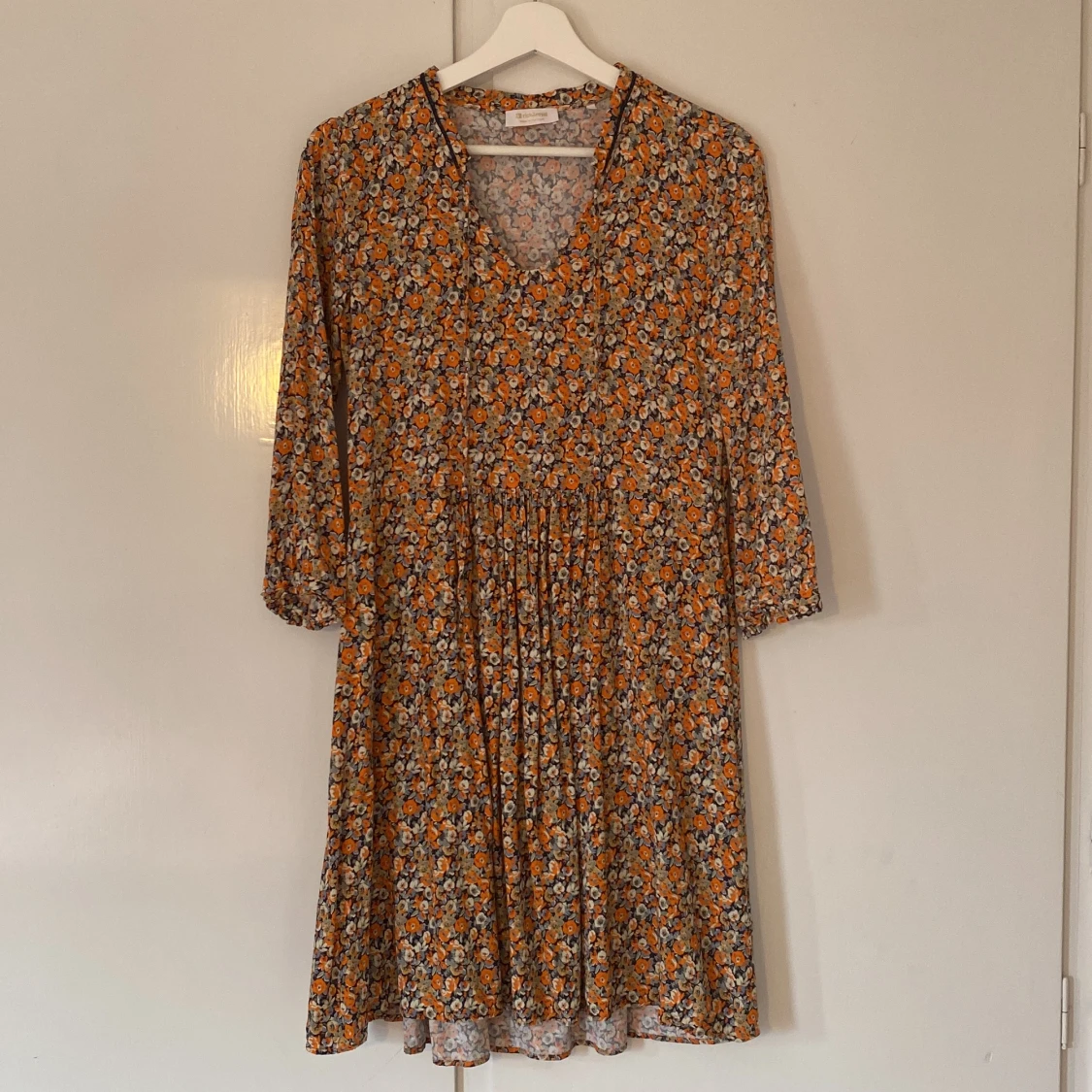 Beautiful floral dress for all seasons! 