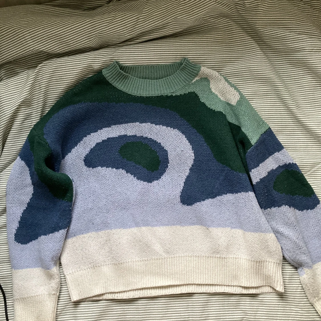 Mysig stickad tröja  - 90