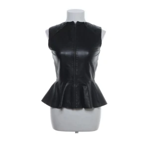 Svart preplumtopp HM - Snygg fejk-lädertopp från HM! 