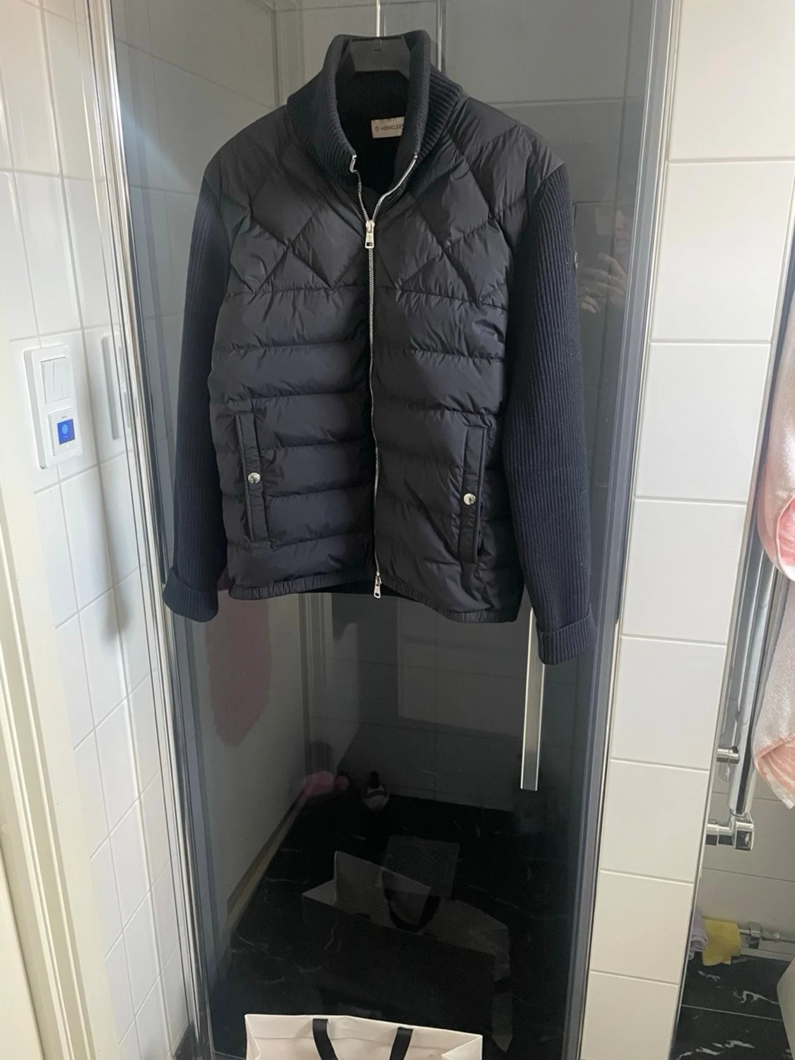 Svart cardiganjacka från Moncler