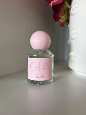 Rebecca Stella: Gia - Endast testad. 50ml.