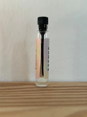 ESSNCE tester aurora vanille - Aurora vanille🍦