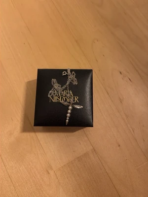 Dragonfly necklace 45 - Halsband från Maria Nilsdotter i silver❤️