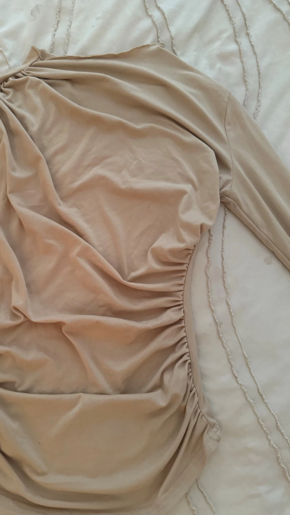 Beige långärmad topp med rynk - 1