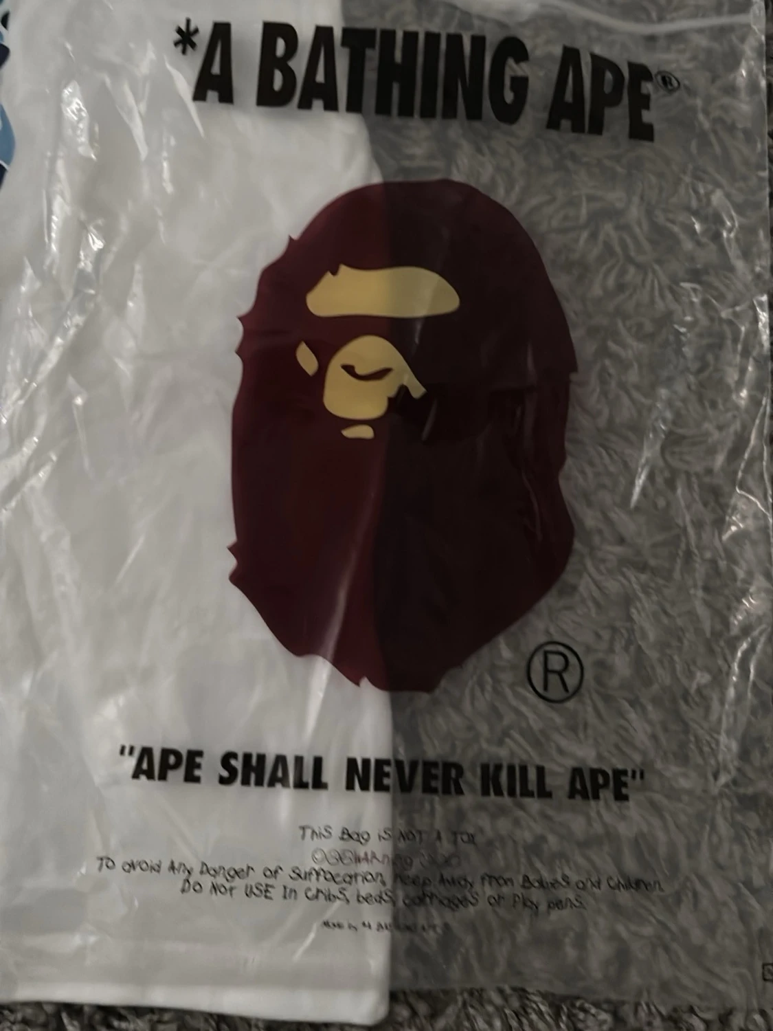 Vit BAPE t-shirt med blått camotryck - 3