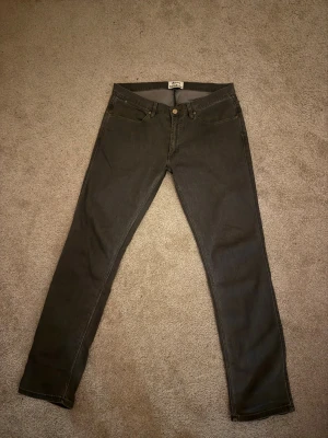  Acne Studios jeans - Acne studios jeans, storlek 34/32, mycket bra skick 