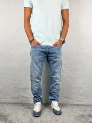 Replay jeans  - Ett par snygga jeans från Replay i storlek W29 L30 i modellen Willbi