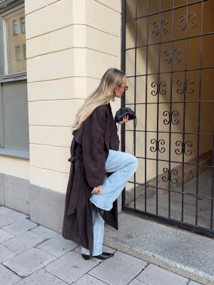 Second Female Mocka Jacka  - Använd 2 gånger, som ny. Nypris 7000kr