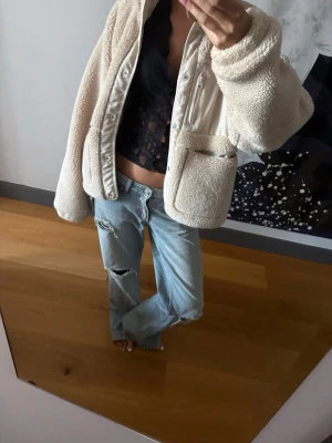 Teddyjacka - Så mysig och snygg teddyjacka perfekt nu inför hösten!!