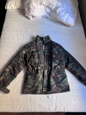 Brandit Jacka - Camoflauge Jacket from Brandit Removable inside Jacket Size M Original Prize €80 DM for more questions