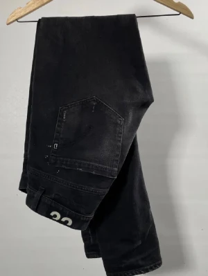 Dondup George - Dondup George jeans | Skick: 8/10 | Nypris: 3600Kr, vårat pris endast 899 | Storlek W32 | Svarar gärna på era frågor och funderingar! ✌️