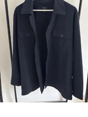 overshirt från matinique - Schysst overshirt från matinique med en najs passform.endast Använd enstaka gånger.