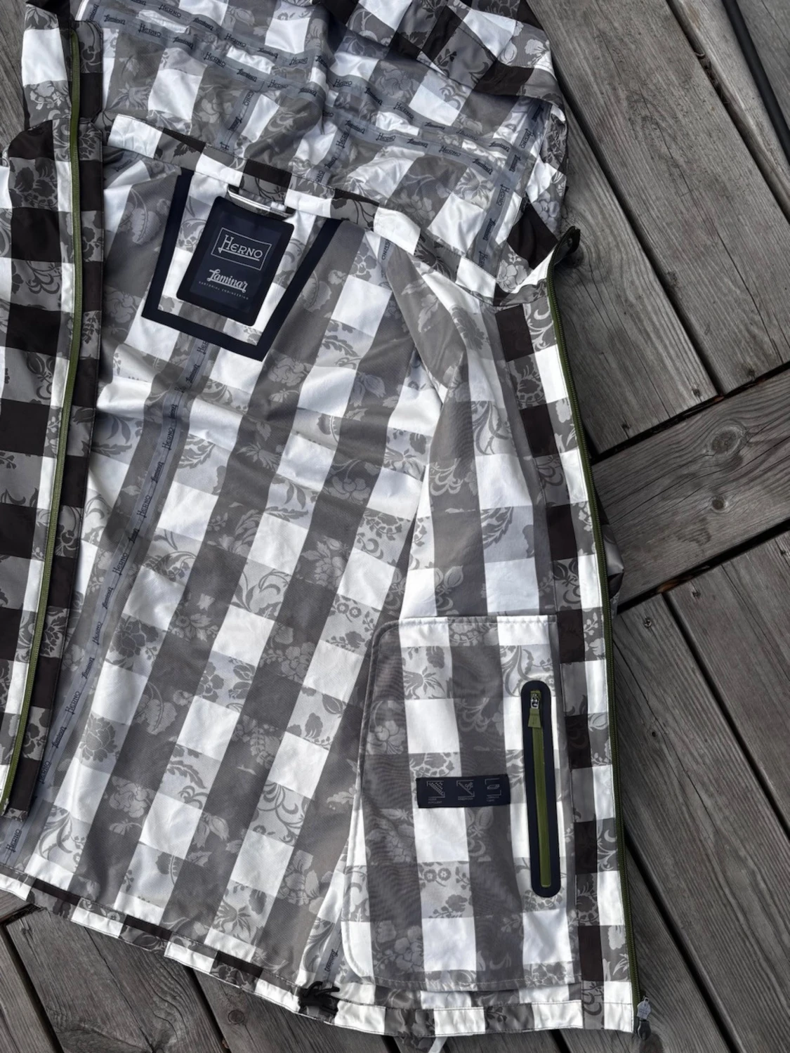 Unik Herno Windbreaker - 3