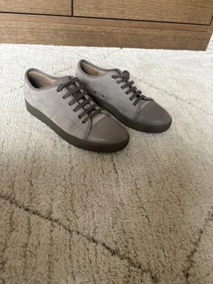 Lanvins - SALE UTFÖRSÄLJNING! ÄKTA Lanvin i väldigt fint skick strl 42-43 (uk 8). 