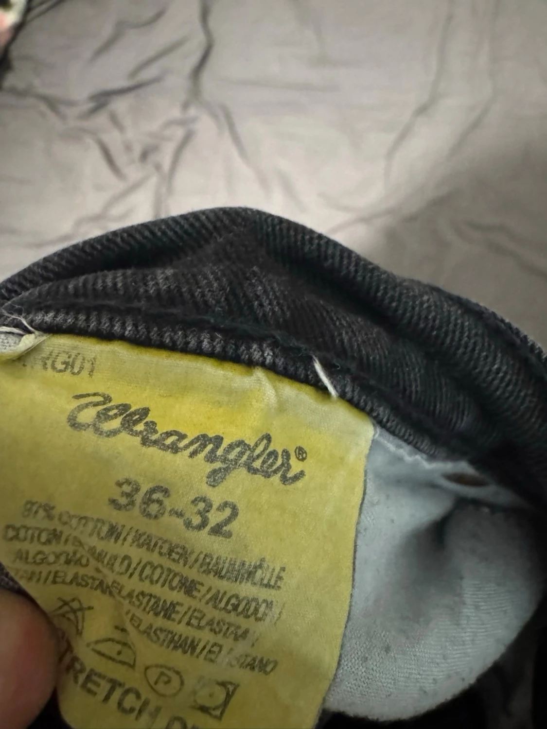 Svarta raka jeans från Wrangler - 4
