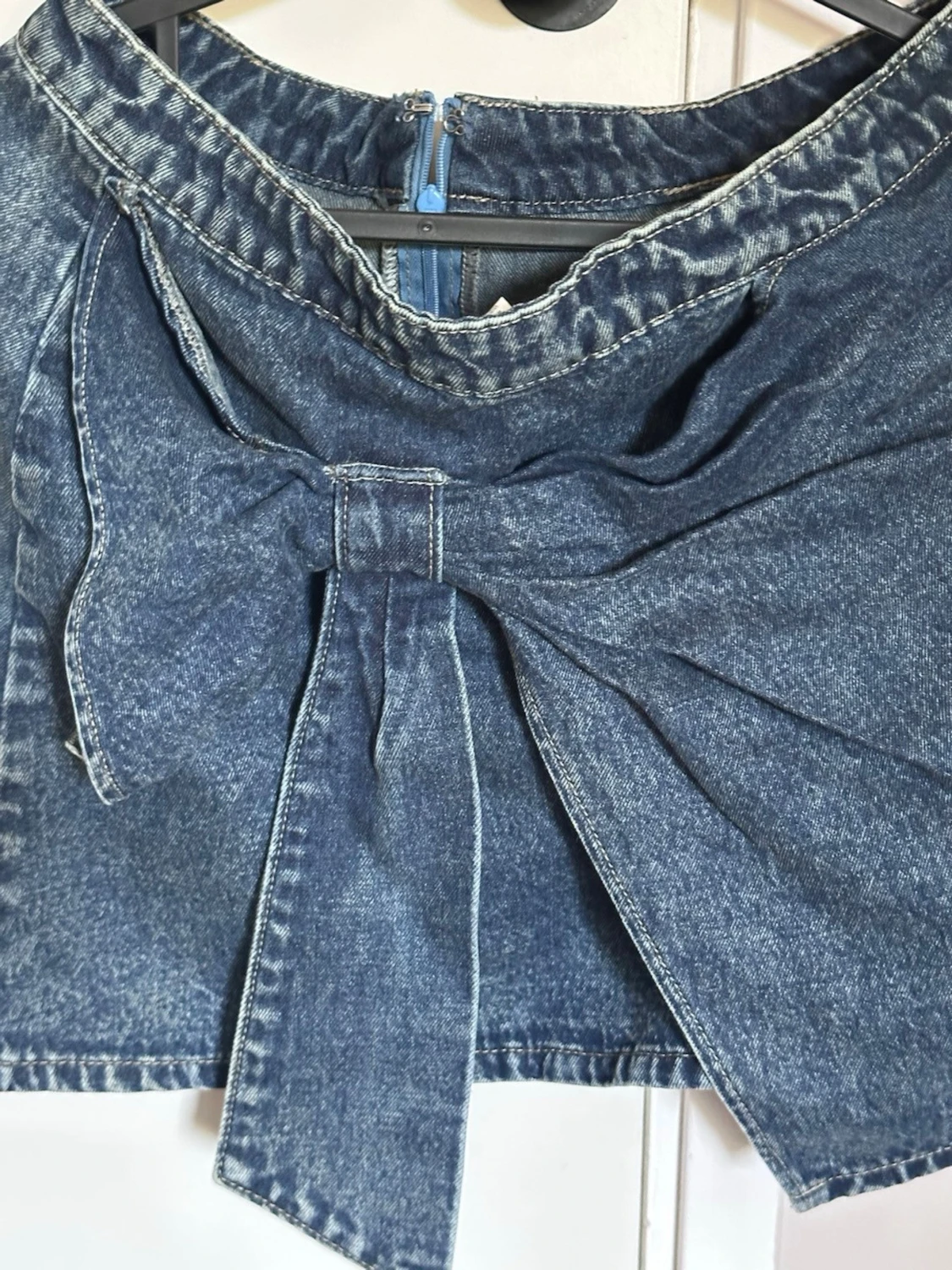 Dekorerad jeanskjol - 1