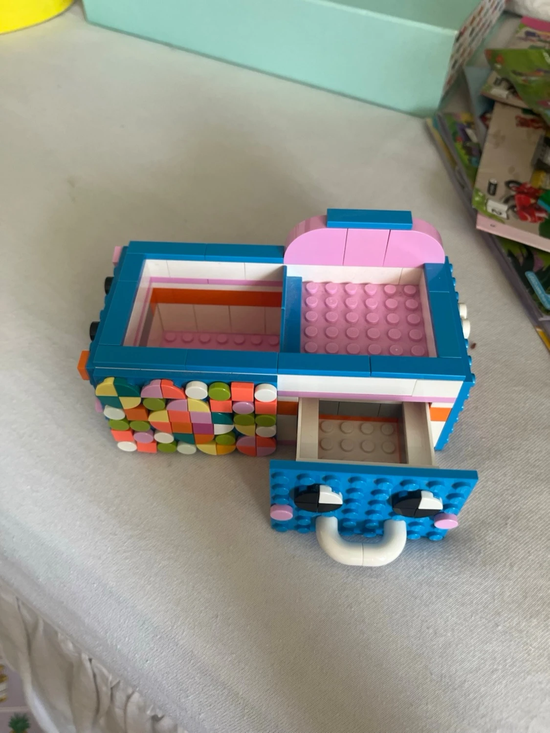 Färgglad LEGO-förvaringslåda - 1