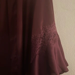 Victorias Secret Morgonerock - Sidenmorgonrock från VS saknar tyvärr band därav säljer billigt