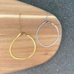 Armband - Information på bild 2 👉🏻 1 för 79kr & 2st för 138kr, frakt ingår. 💌 Instagram - Vikiicom