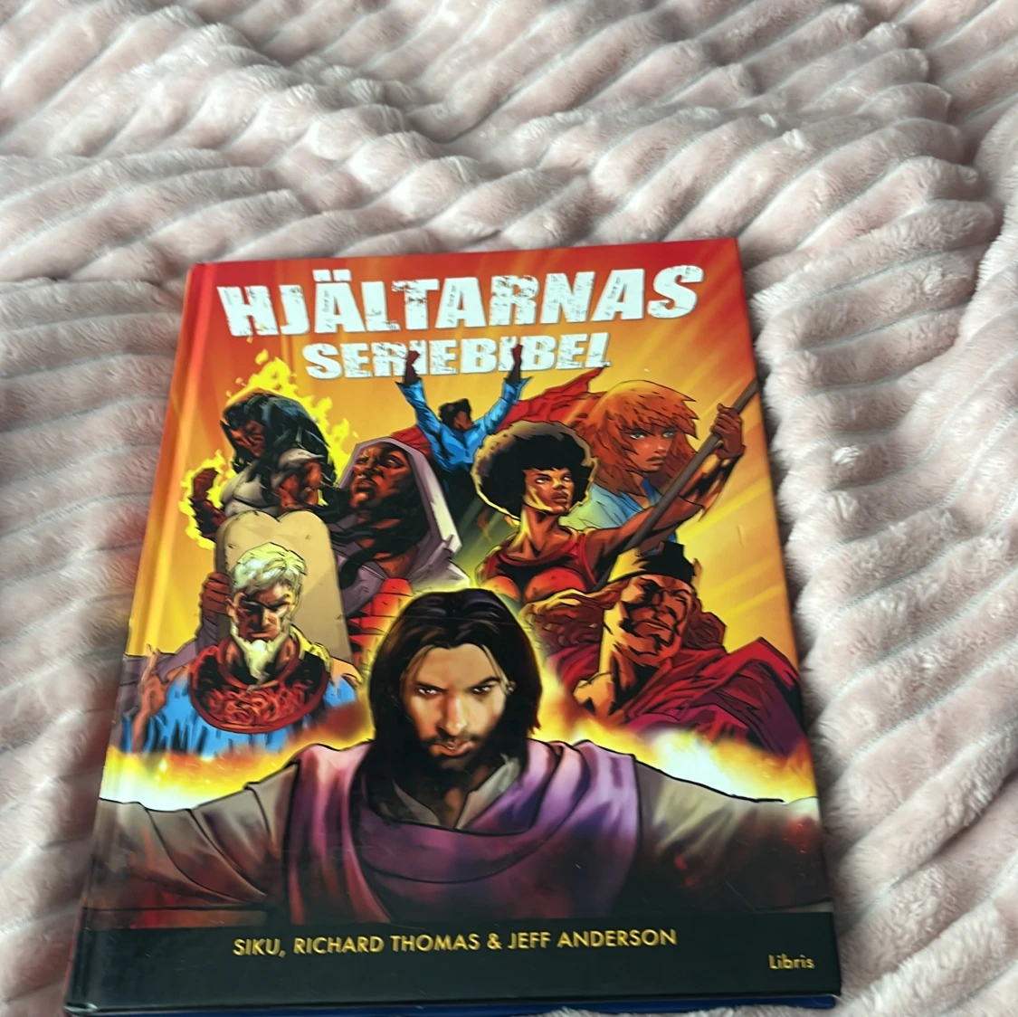 Hjälstarnas seriebibel - 93