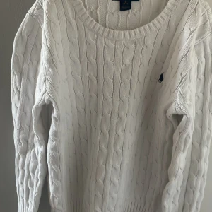 Ralph lauren - Väldigt snygg tröja från Ralph lauren passar dam xs  och barn upp till 12 år