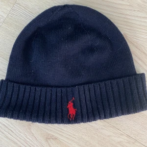 Ralph Lauren mössa  - Ralph Lauren mössa som inte längre kommer till användning 