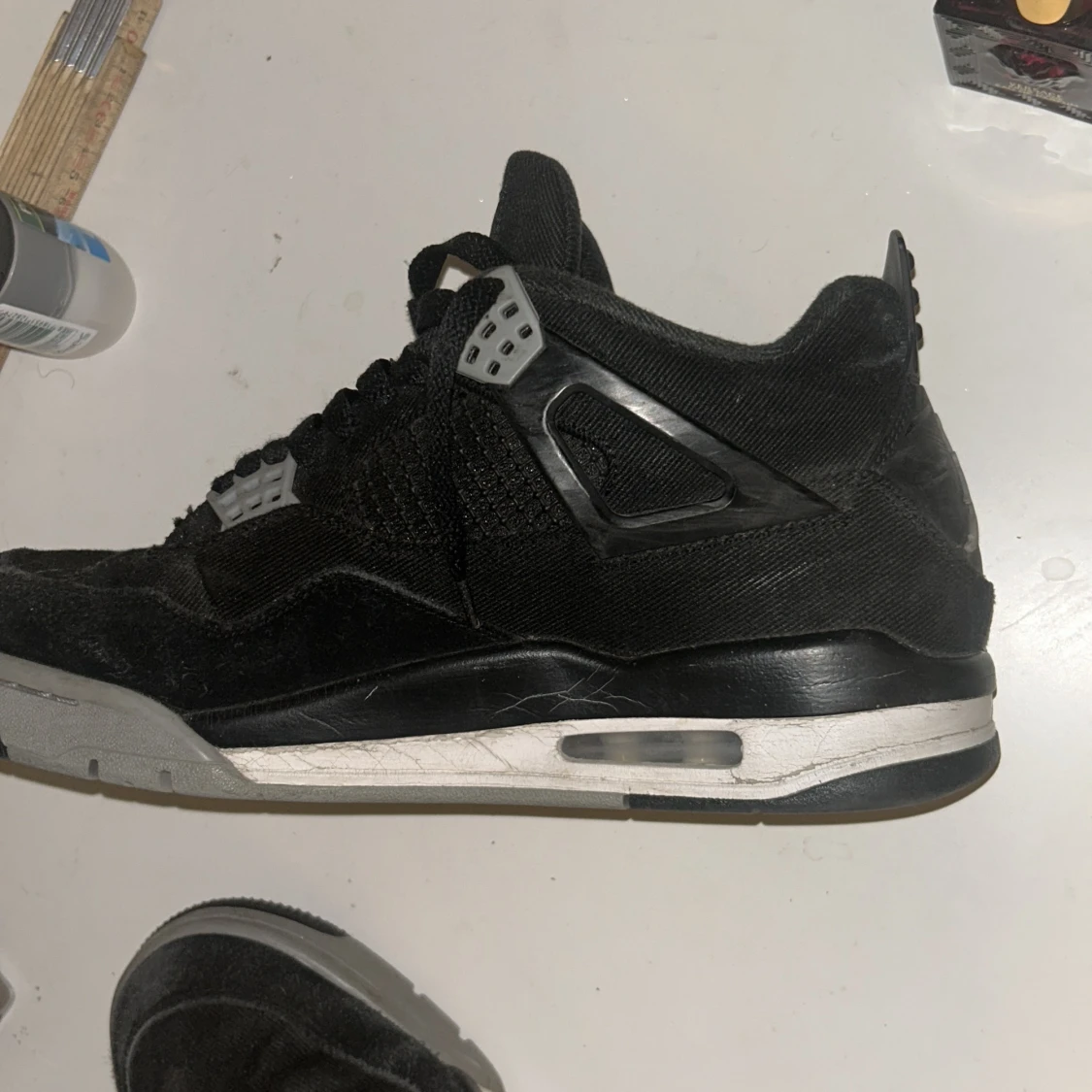 Black canvas skor Jordan 4!  - 90