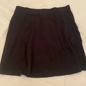 Kort kjol - Mycket fin 