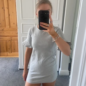 Klänning - Jättefin Ralph lauren klänning  Används en gång 