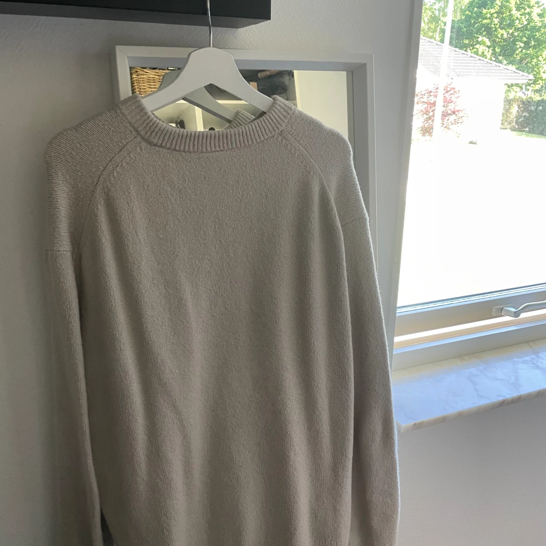 Arket stickad tröja - 1