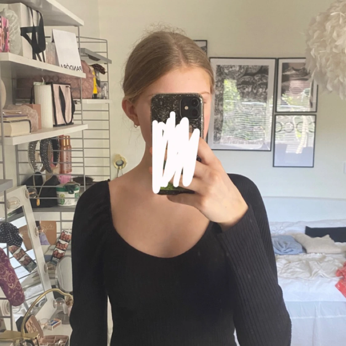 Svart långärmad tröja