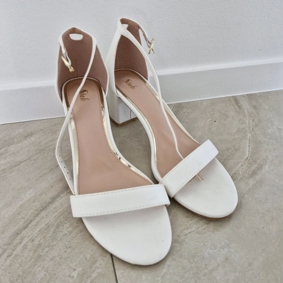 Sommarklackskor 38 - 90