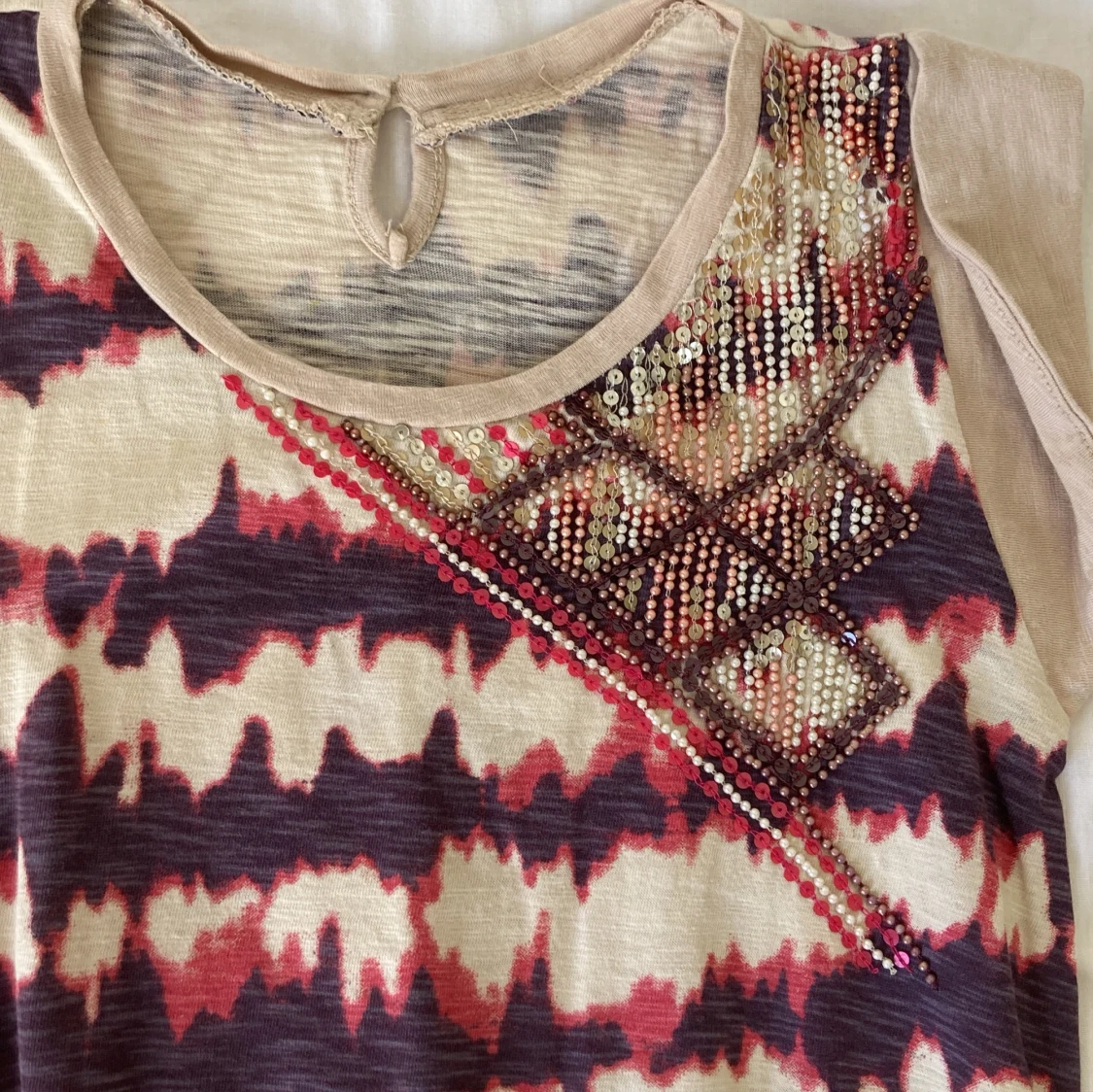 Klänning med detaljer  - 90