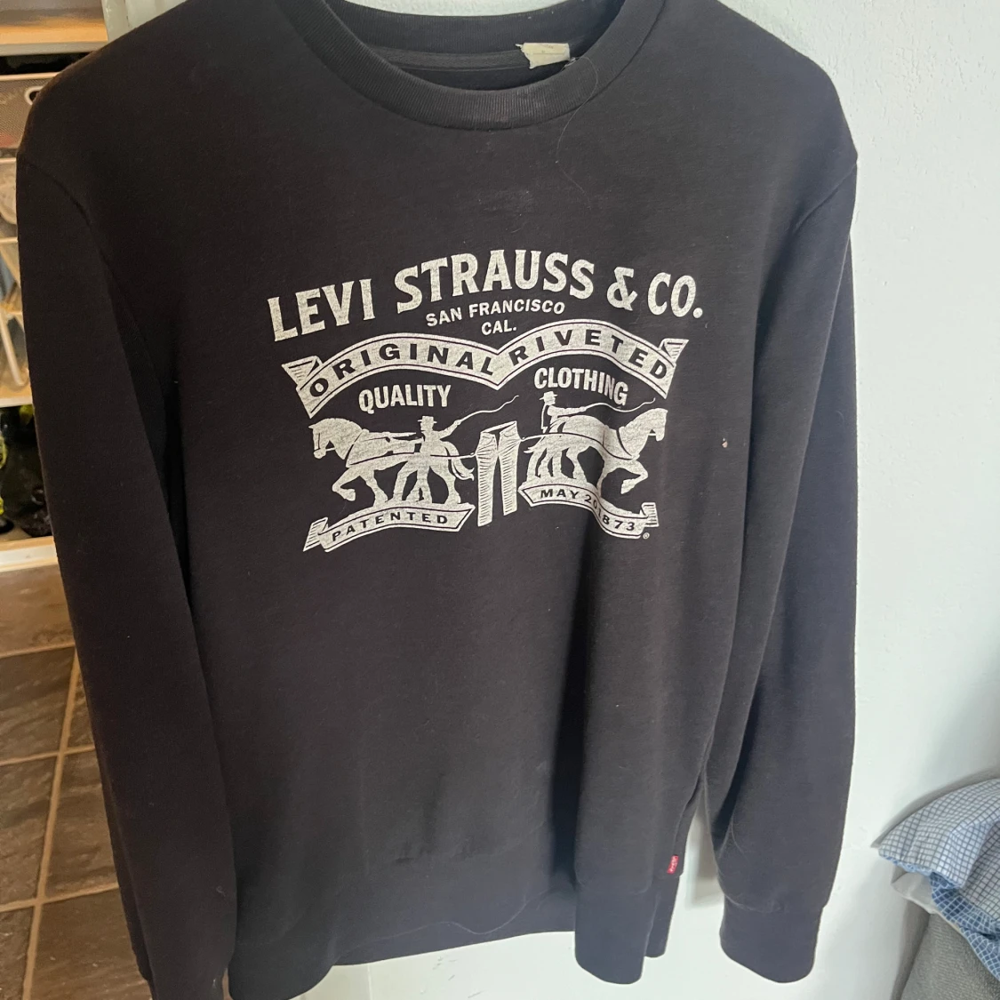 Levis sweatshirt 