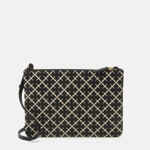 Väska  - Jättefin väska från Marlene Birger. Säljer pågrund av ingen användning men den är i väldigt fint skicka!☺️💗