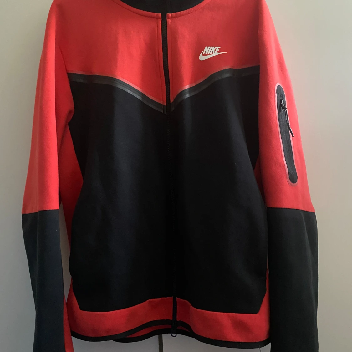 Nike Tech Luvtröja - Svart/Vit/Röd