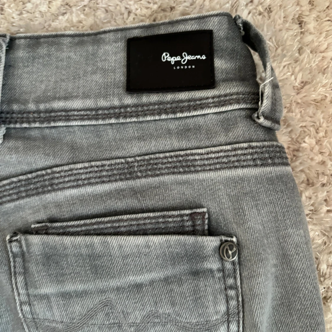 Grå pepe jeans  - 92