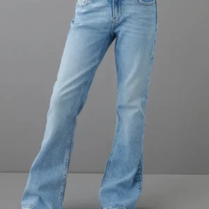 Blåa jeans - Slutsålda jeans från Gina tricots barn avdelning, passar dom 34 i dam storlek, stor i storleken 