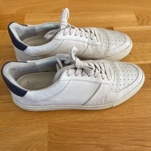 Filippa K Robert Sneakers - Mycket bra skick. Med box