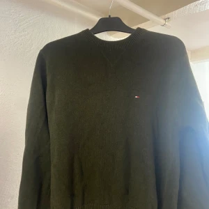 Tommy hilfiger stickad  - Stickad Tommy hilfiger crewneck 