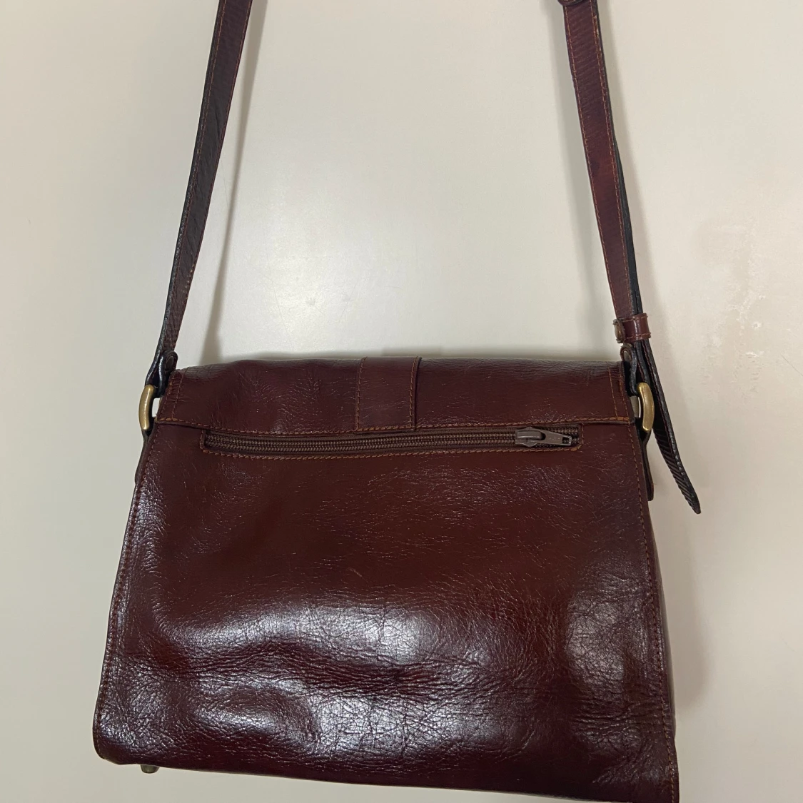Crossbody väska i skinn - 91