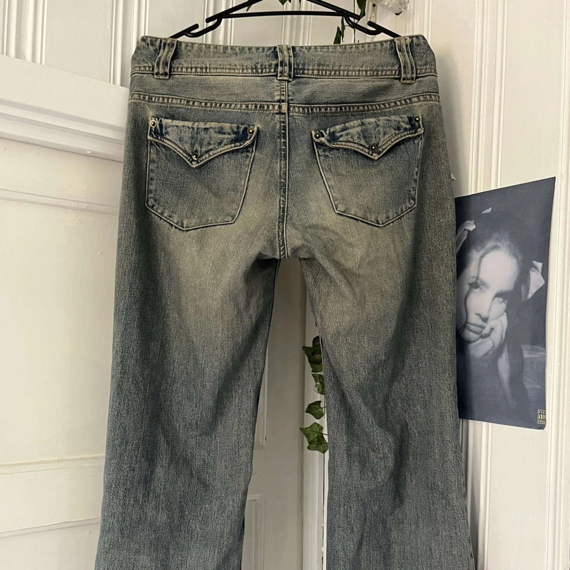 Blåa bootcut jeans  - 91