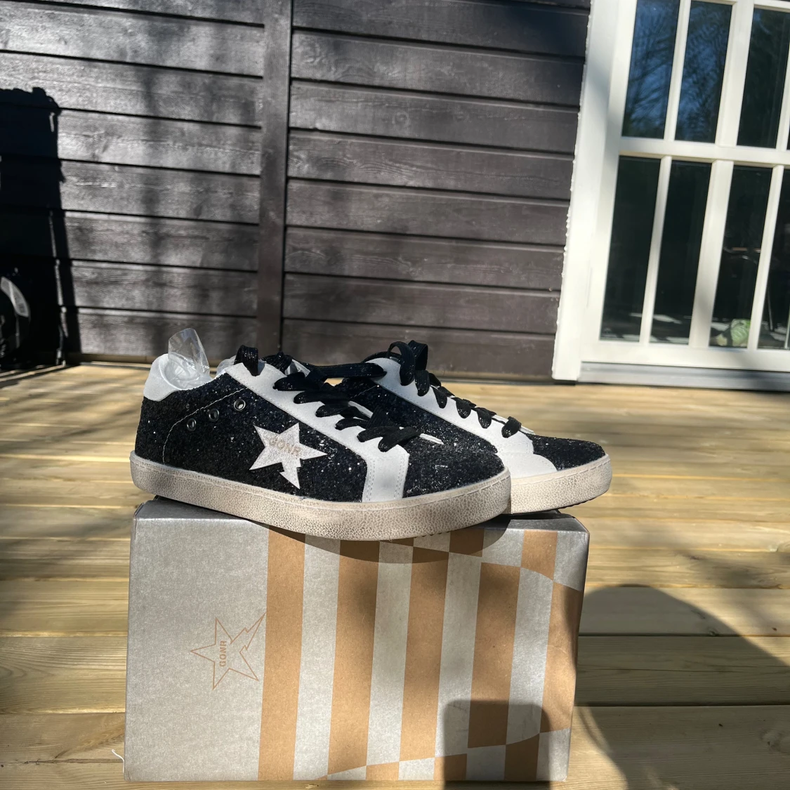 Snygga helt oanvända skor  - 90