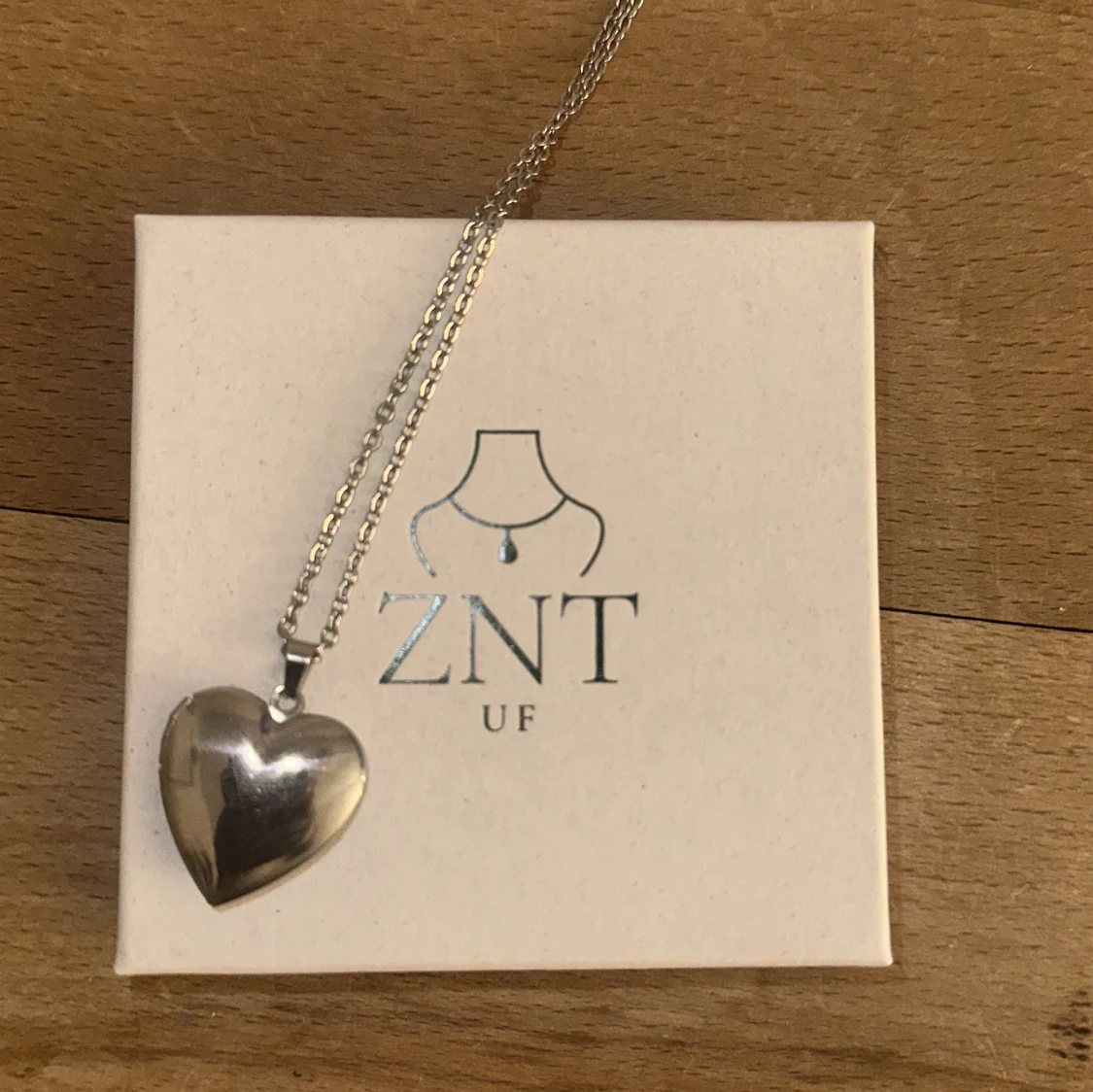 Sliver parfymhalsband  - 91