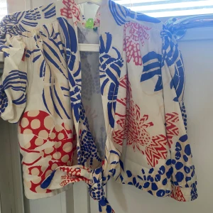 Shirt  Farm Rio - Shirt  Farm Rio XL  används endast en gång