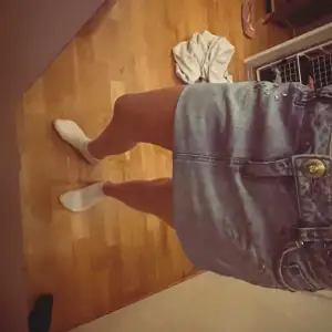 Jeans kjol från Only!!!!🩵