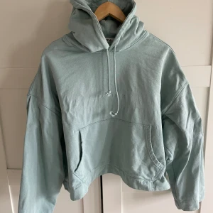 Acne hoodie - Ljusblå/turkos hoodie från Acne, endast använd ett fåtal gånger🩵