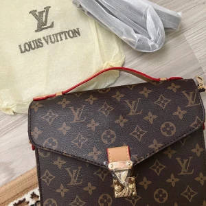 Ny fint väska - Fint väska mer information skriv mej!