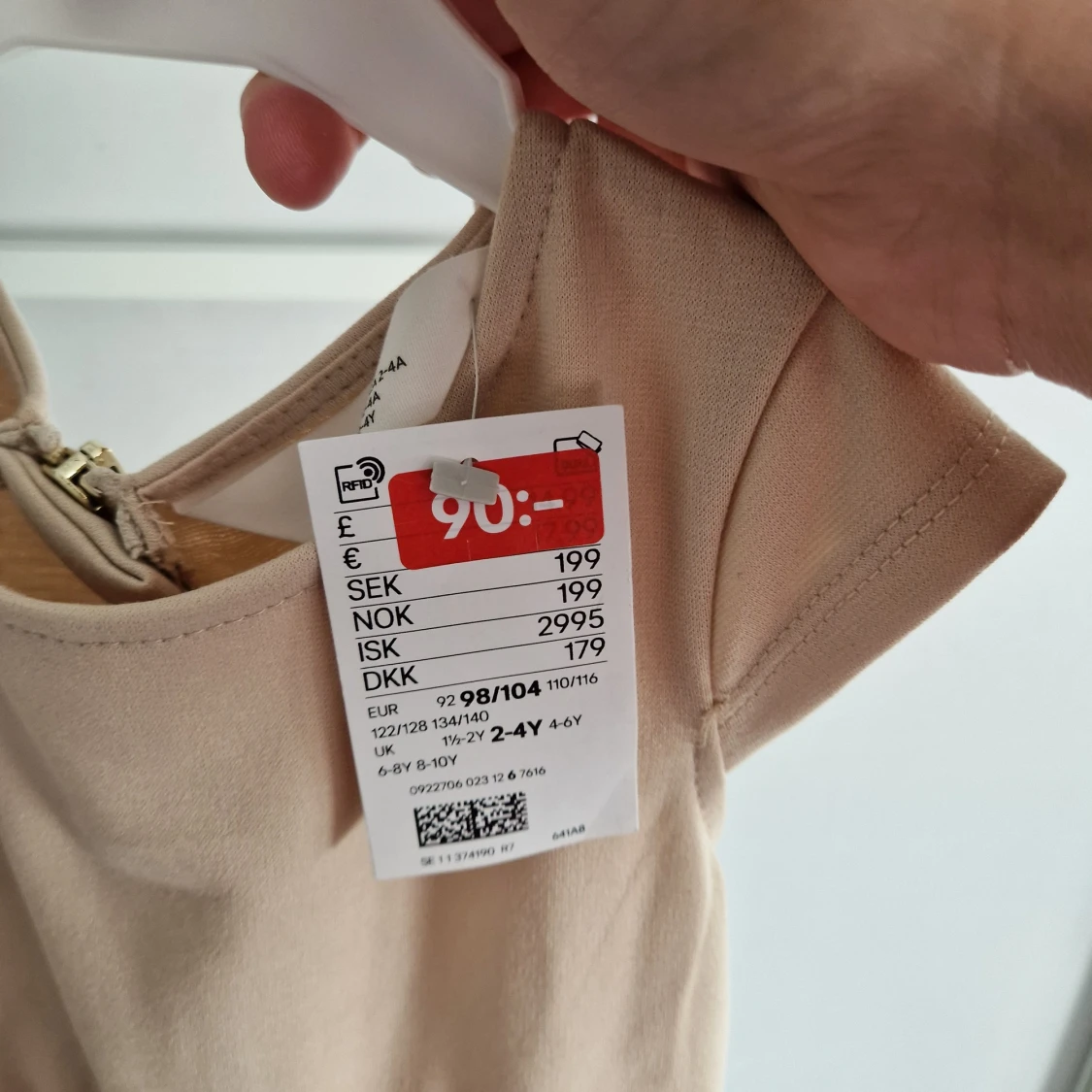 Klänning ny ren  - 90