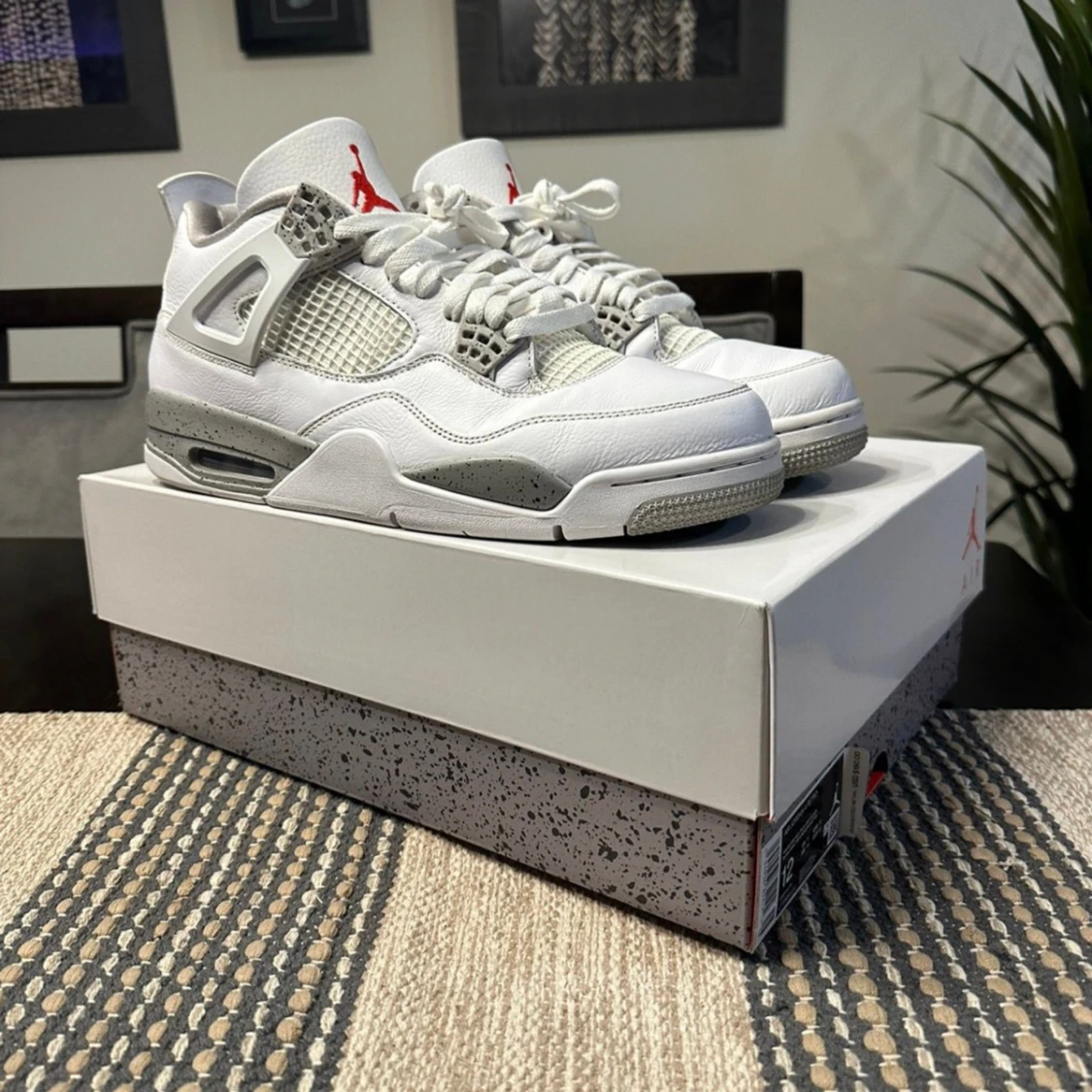 Air Jordan 4 Oreo White